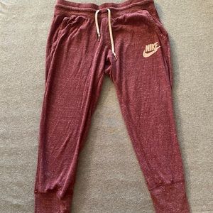 Nike lounge pants